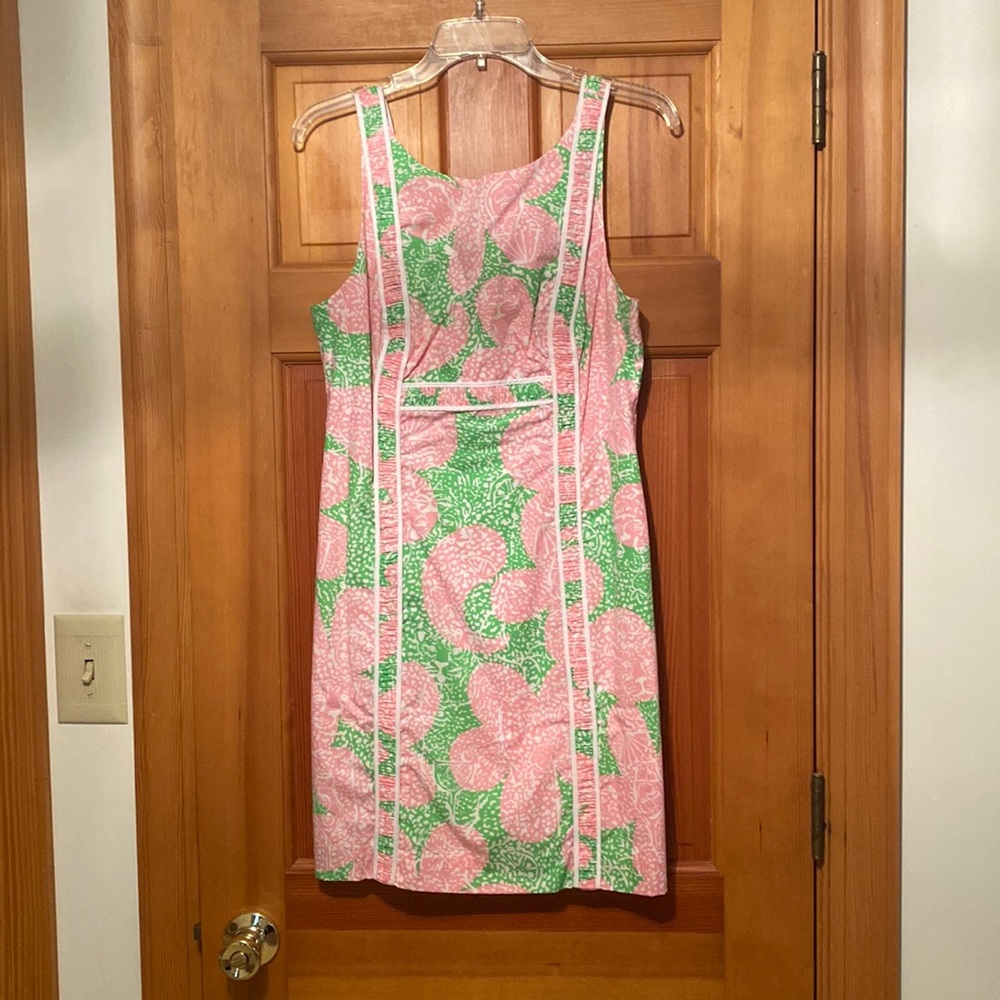Lilly Pulitzer shift dress size 8